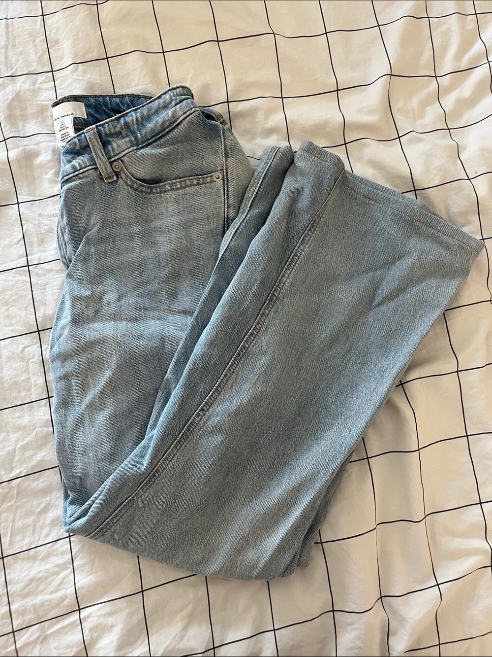 H&M Mama before and after maternity jeans- size small